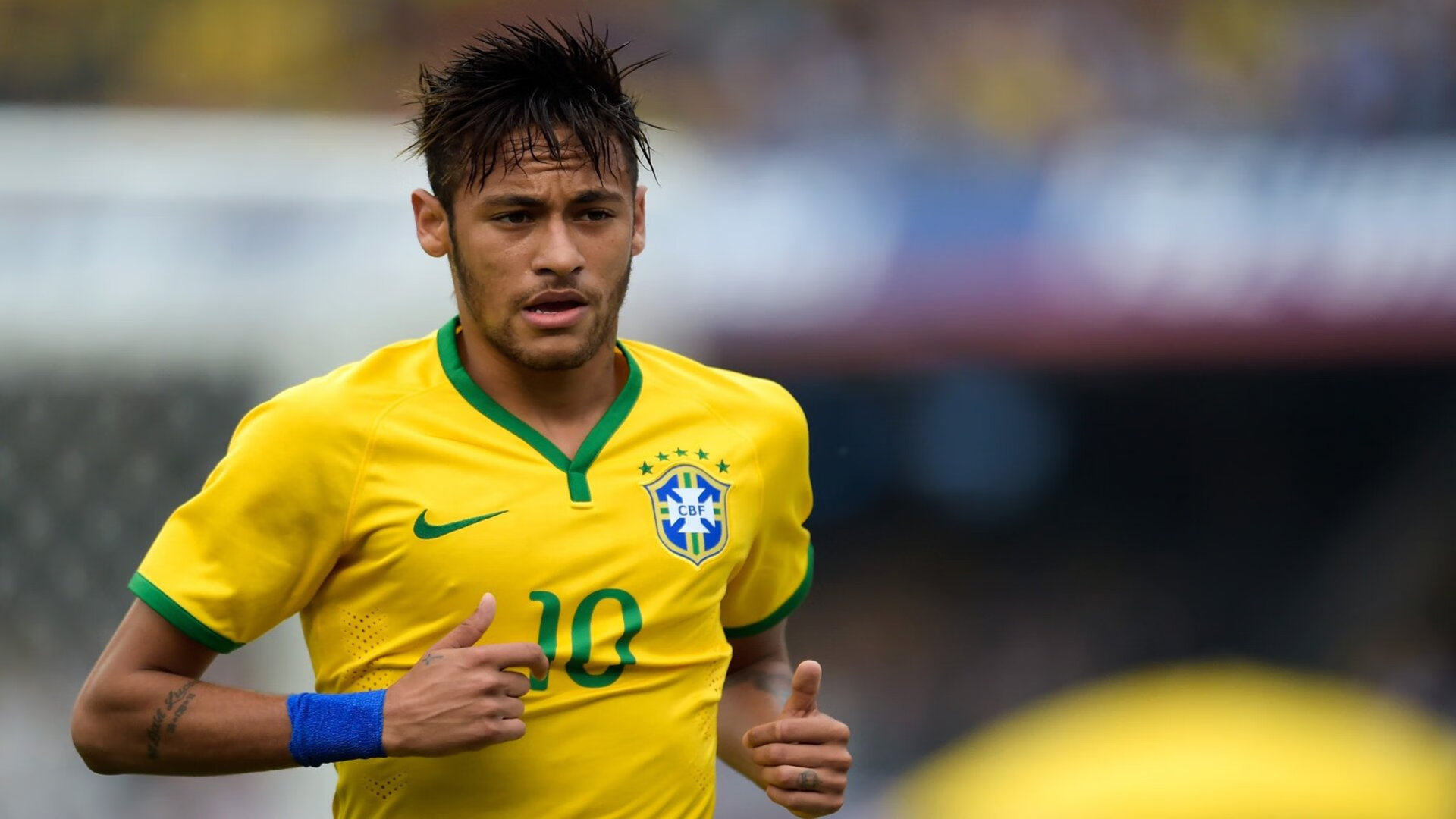 “尼古拉斯·桑特基：阿根廷美洲狮队的传球专家，未来仍需继续提升”