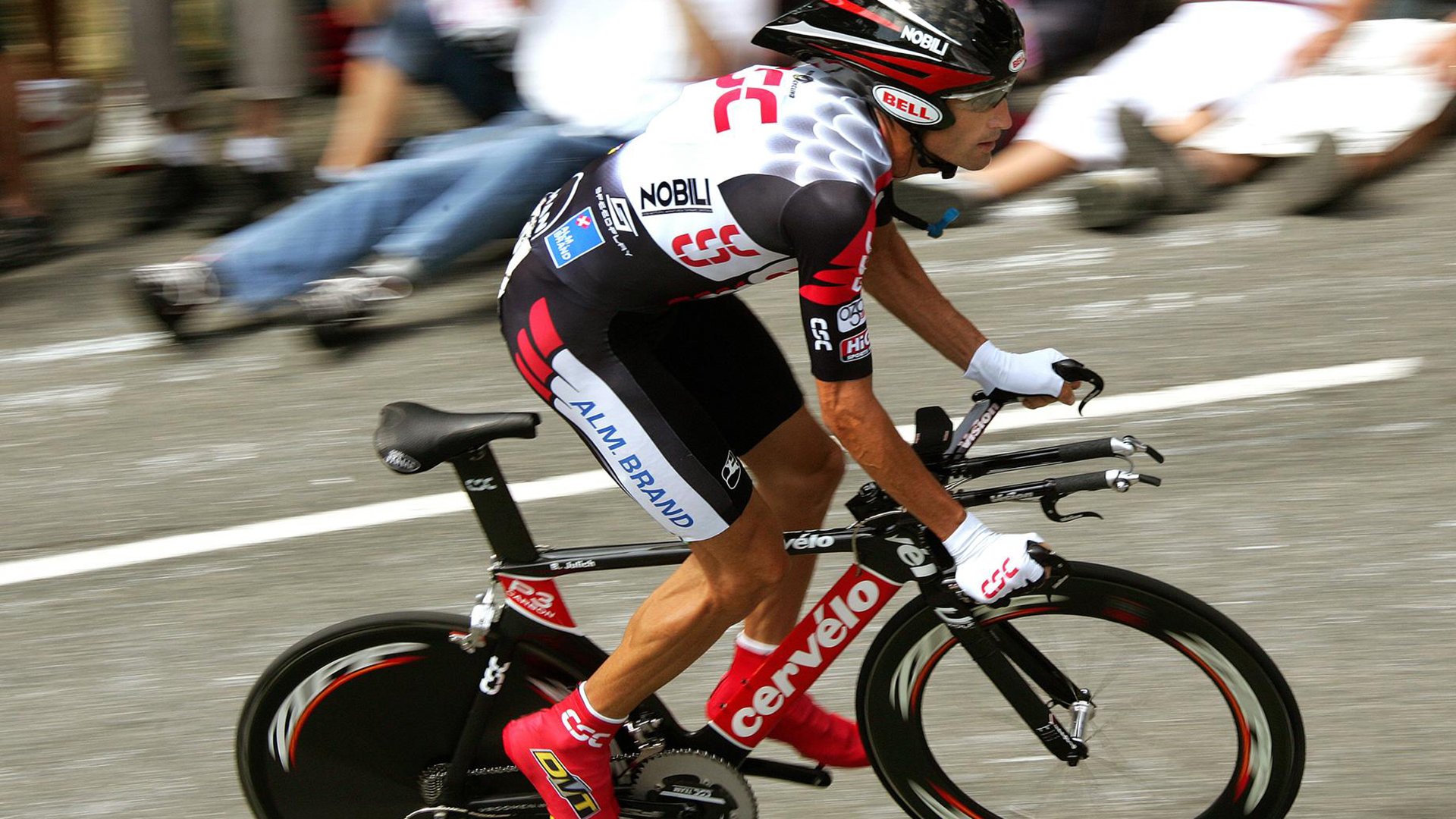 中国足球青少年训练营引入多维技术评估，全国青少年足球培训