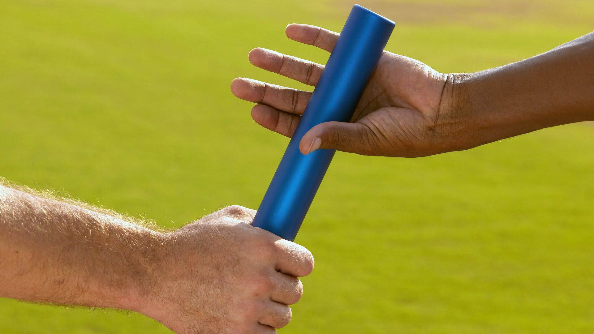 勇士球员录制训练日志引粉丝互动，勇士公开训练赛视频